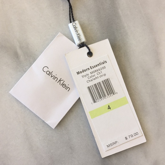 Wide Legged Trousers - Picture 4 of 4